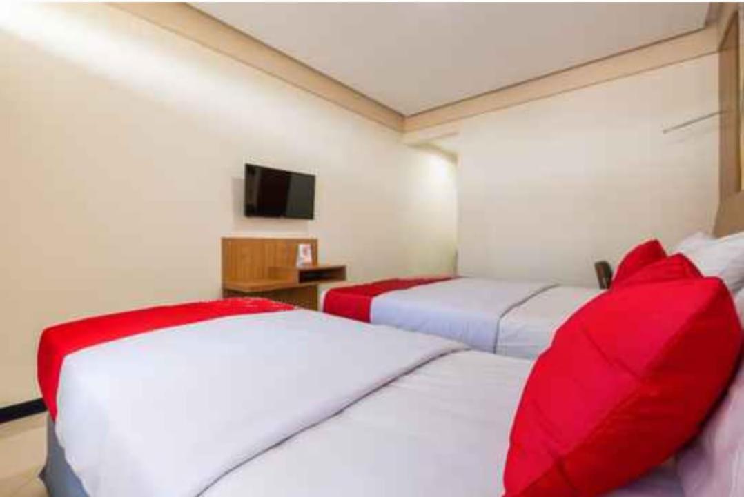 Delaga Biru Convention