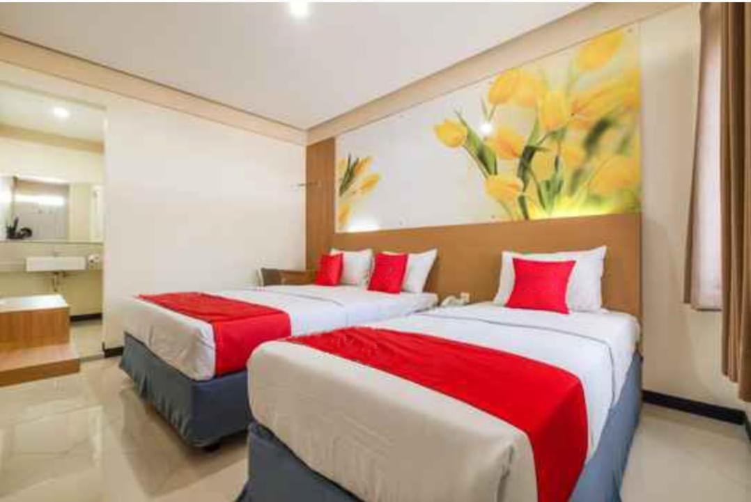 Delaga Biru Convention Puncak