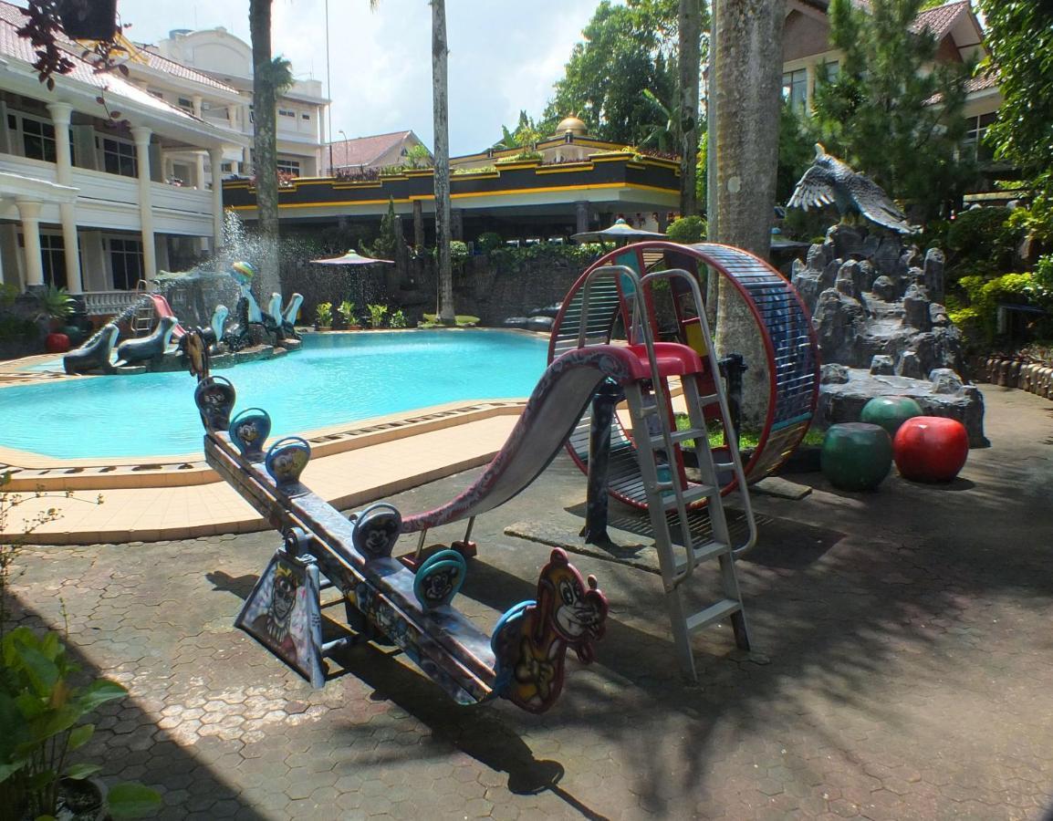 Hotel Delaga Biru Convention 3*
