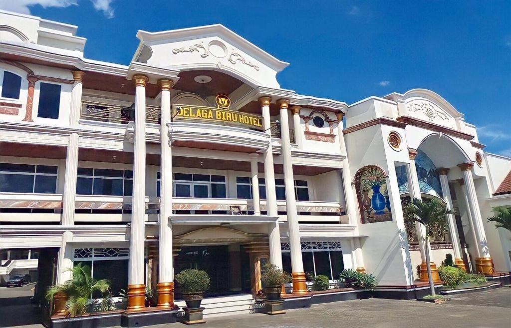 Delaga Biru Convention 3* Puncak